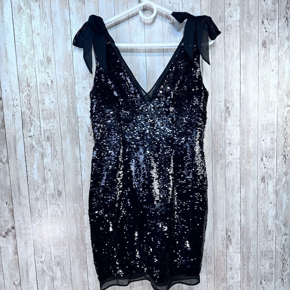 Aidan Mattox Black Sequins V Neck Bow Shoulder Sleeveless‎ Cocktail Dress Size 8